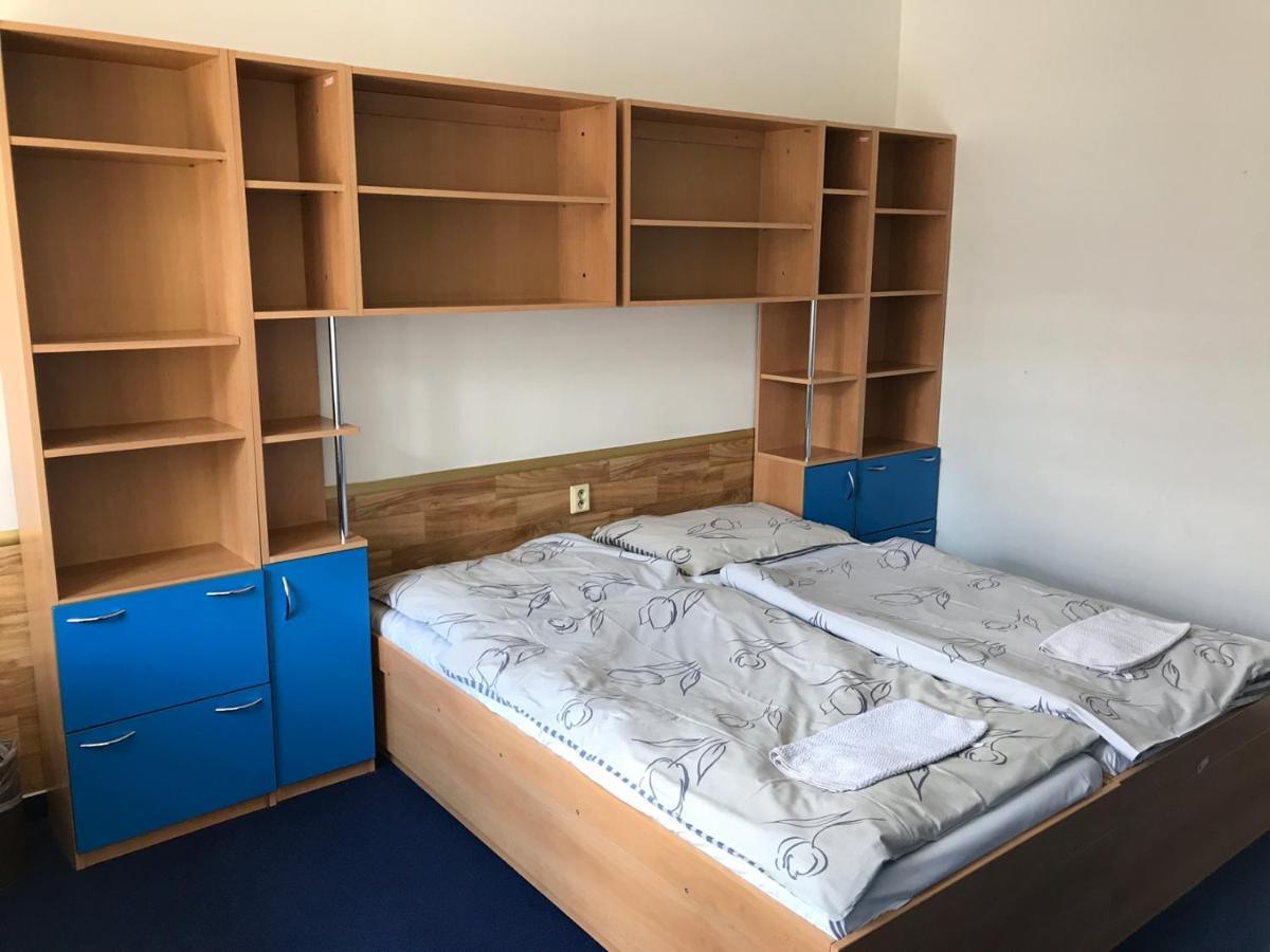 Hostel Masarykova Прага Экстерьер фото